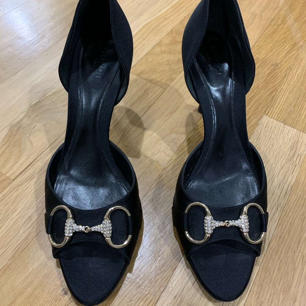 Stunning Gucci heels size 7.5. Excellent condition. Worn twice.
